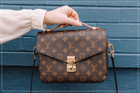 fake louis vuitton mahina for sale|how to check for false louis vuitton.